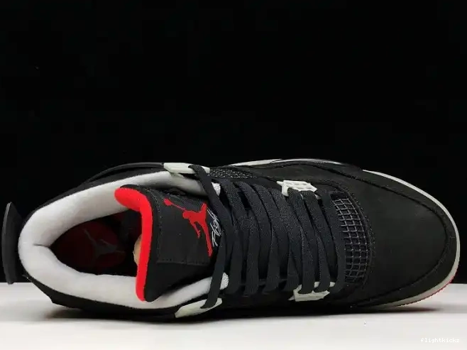 BLACK JORDAN 4 RETRO CEMENT 308497-060 0527